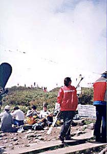 ���R���i2